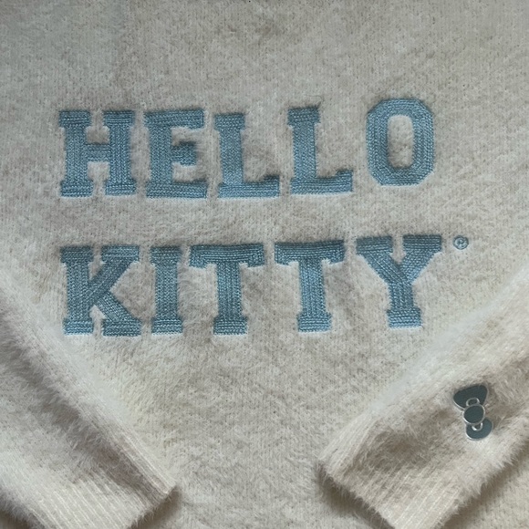 Forever 21 x Hello Kitty Angel sweater - Picture 2 of 4
